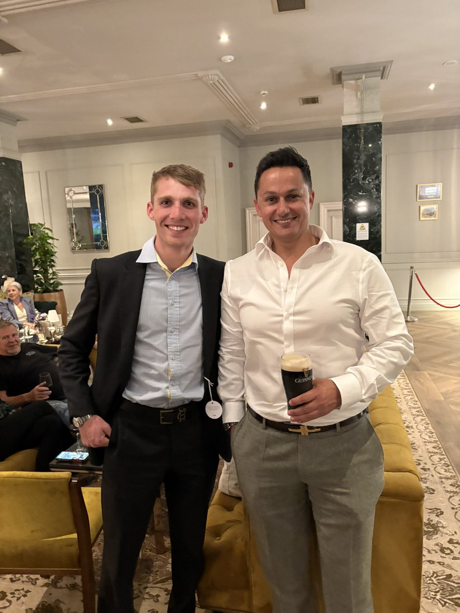 Stephen R Power (@racingblogger) on Twitter photo π Great to see you <a href="/CobdenHarry/">Harry Cobden</a> and congrats on another fantastic season mate.
A serious pilot in the saddle boys! π π Great to see you <a href="/CobdenHarry/">Harry Cobden</a> and congrats on another fantastic season mate.
A serious pilot in the saddle boys! π