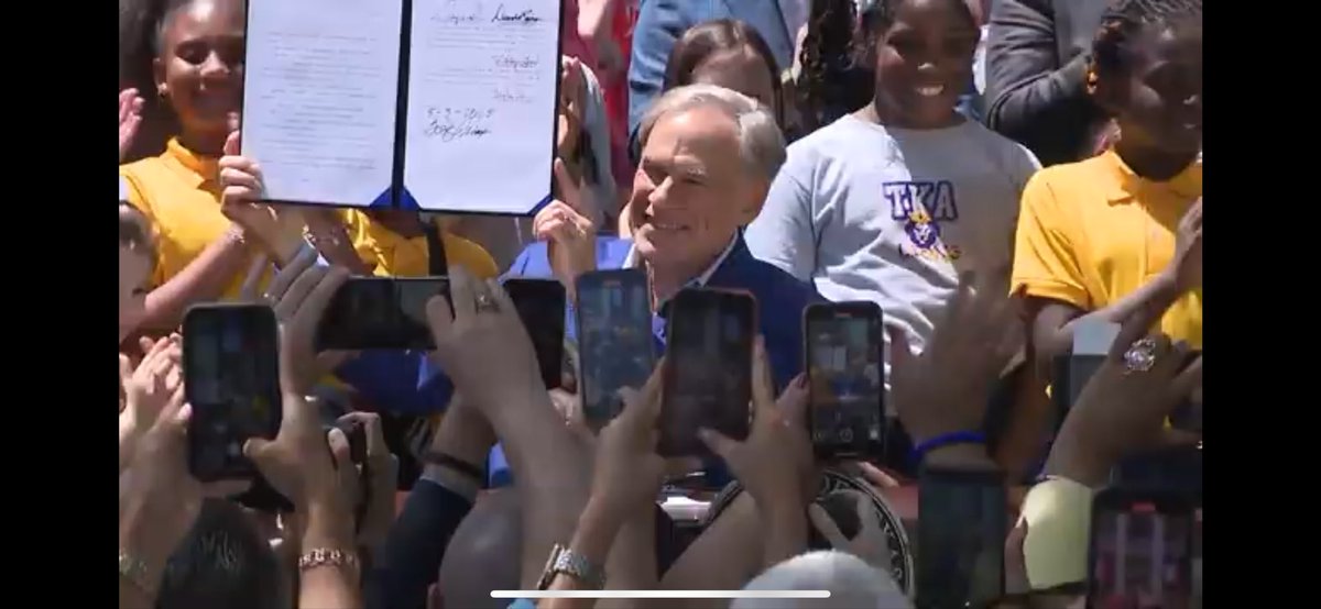 Doug Deason (@dougdeason) on Twitter photo Universal School Choice is now the law of Texas! Parents can choose where their children are educated and our public school system will prosper as it strives to compete. Congratulations to the 6 million children in Texas! <a href="/GregAbbott_TX/">Greg Abbott</a> <a href="/DanPatrick/">Dan Patrick</a> <a href="/Burrows4TX/">Dustin Burrows</a> <a href="/SchoolChoiceNow/">American Federation for Children</a> Universal School Choice is now the law of Texas! Parents can choose where their children are educated and our public school system will prosper as it strives to compete. Congratulations to the 6 million children in Texas! <a href="/GregAbbott_TX/">Greg Abbott</a> <a href="/DanPatrick/">Dan Patrick</a> <a href="/Burrows4TX/">Dustin Burrows</a> <a href="/SchoolChoiceNow/">American Federation for Children</a>