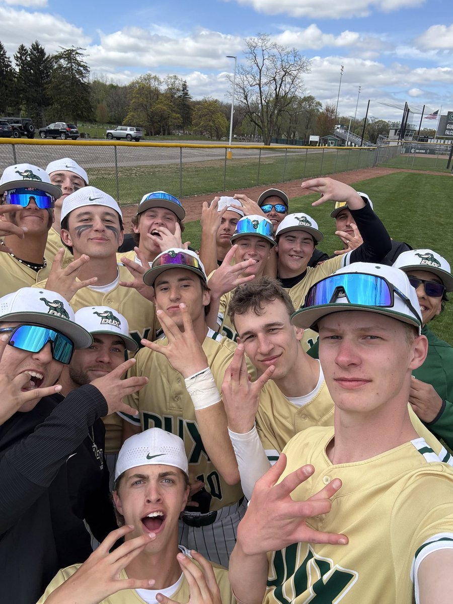 Ate a W like Jameis #GoDux #FAST

Dux win 9-4 @ West Catholic