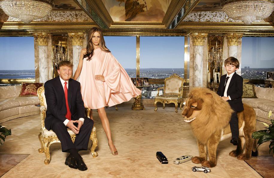 He thinks if the pope imagined being president it would look like this 👇