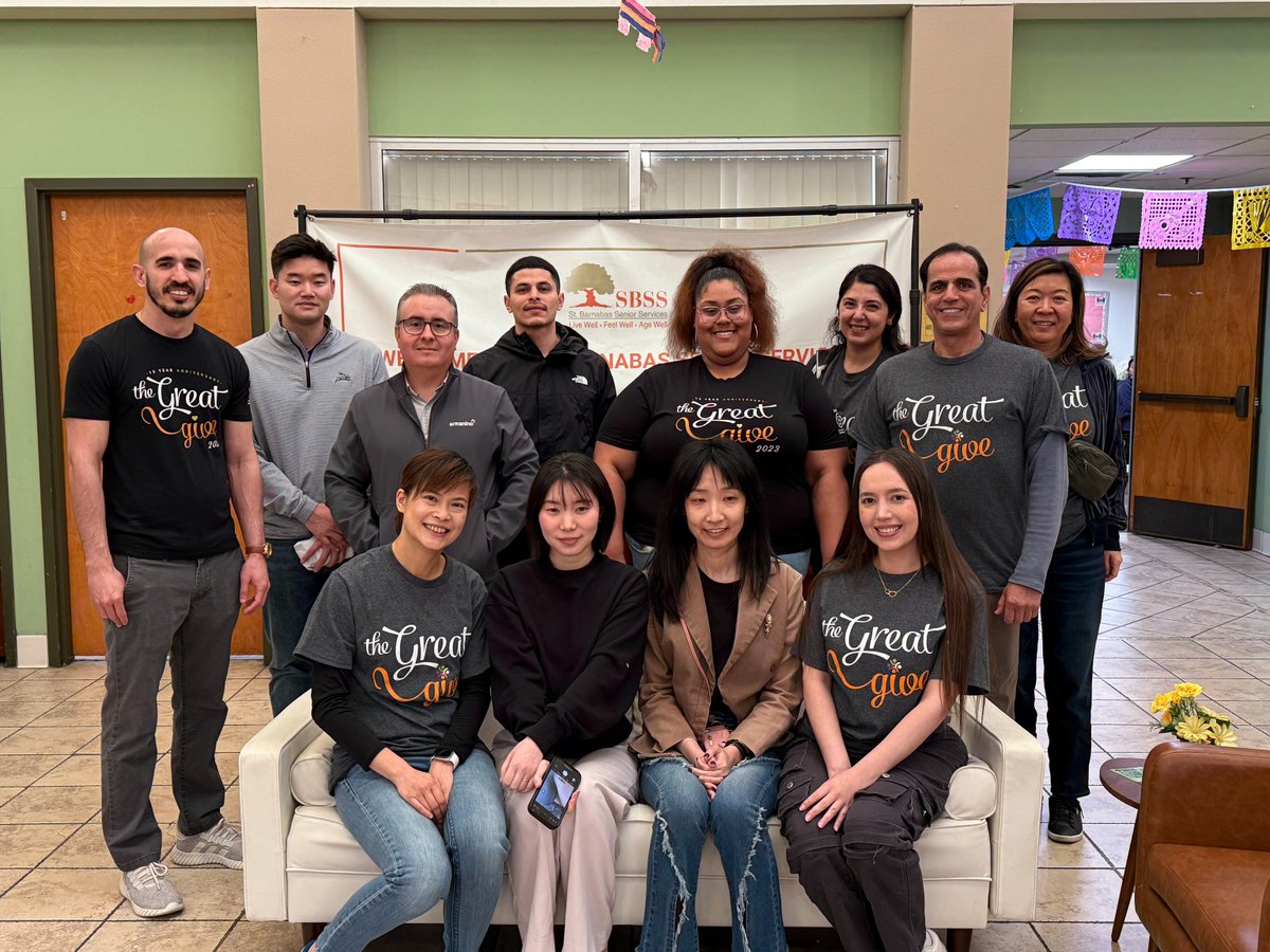 SBSSla's tweet image. We had a wonderful day at SBSS with volunteers from Armanino, who spent time with our seniors sharing stories, talking about life and aging, and building real connections.
Everyone left with smiles and full hearts. Thank you for your time, kindness, and meaningful conversations!