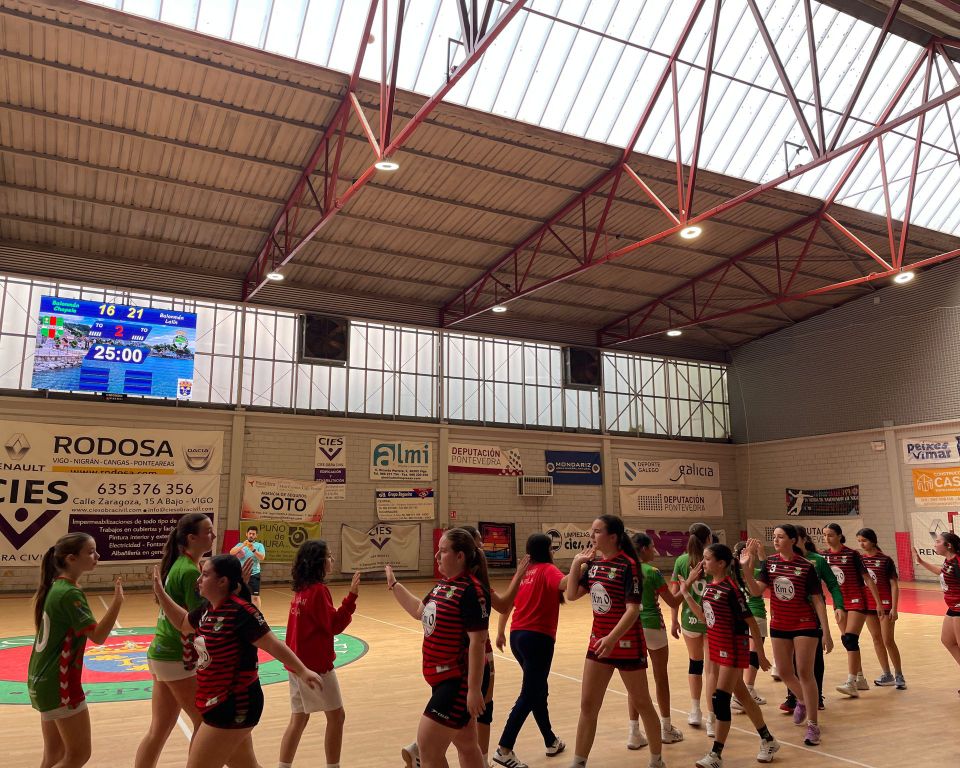 CB_ChapelaWeb's tweet image. Derrota das infantís femininas ante o Lalín na Copa Federación (16-21). Encontro no que as nosas rapazas non estiveron del todo acertadas. Ánimo rapazas, seguimos!!! 
#imoschapela #vermelloeverde