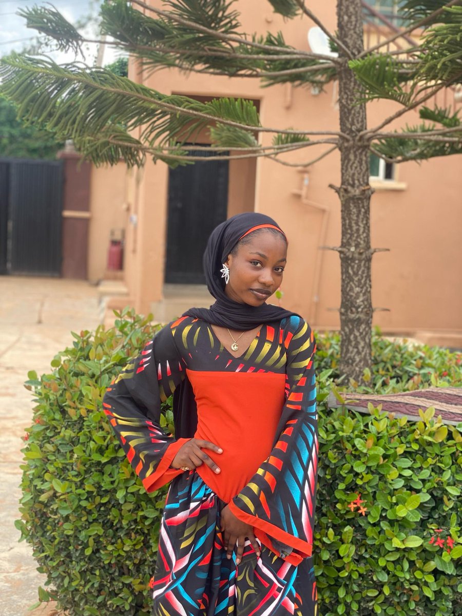 OladimejiAliyah's tweet image. New in ✨
Available in different prints
Price:15k
Location: Ogbomosho
We deliver nationwide❤️