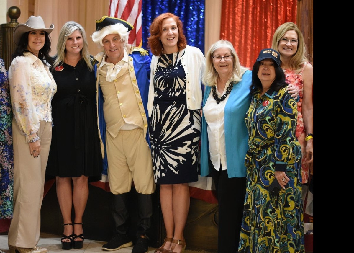 Privileged to attend the Republican Women’s Club of Katy meeting with guest speaker David Tice, who highlighted urgent threats to our power grid and shared insights from his documentary Grid Down, Power Up. Thanks to RWCK for hosting this vital discussion!
#MorganforTexas #txlege