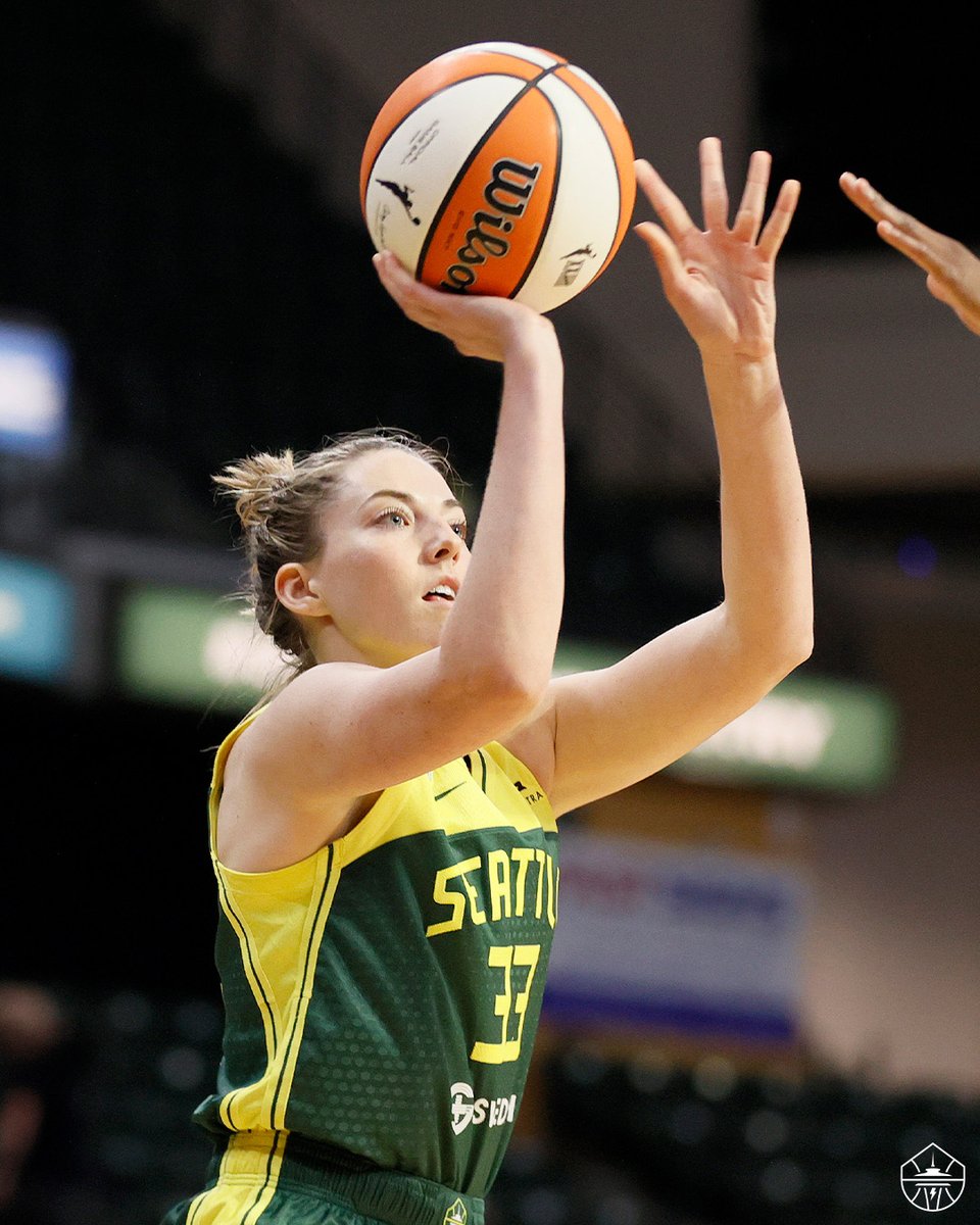 Love and support from your Storm family 💚 We are with you, Lou!