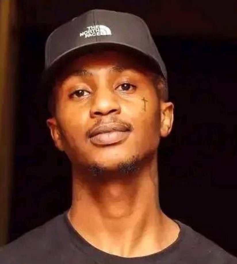 Emtee takes home the award for Best Produced Album at the 2025 Metro FM Music Awards 

#MMA25
#METROFMMusicAwards2025