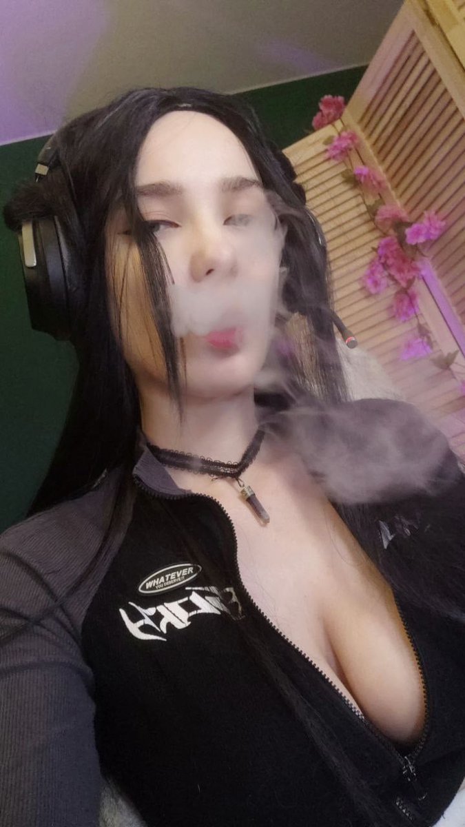 Join my online show <a href="/Stripchat/">Stripchat.com 📸 🎥</a> 👉 stripchat.com/OnePieceOfMe/f… #stripchat #stripchatlive
