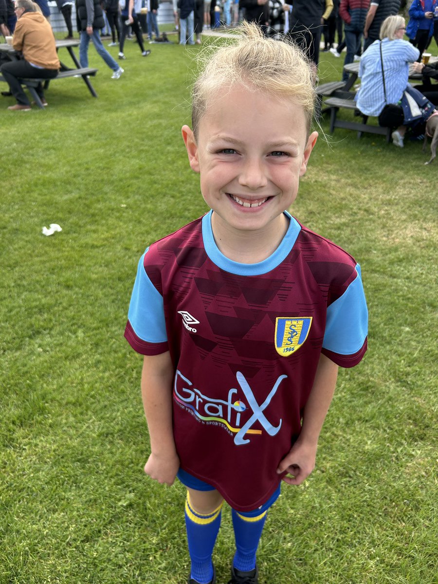 Leekie1867's tweet image. Well Harlen has absolutely loved today!! Massive thanks to @parksteelsfc especially Graham and the players who made him feel so welcome. A massive congratulations also on the team winning promotion!! Well done lads!! 👏🏼👏🏼 #WASPS