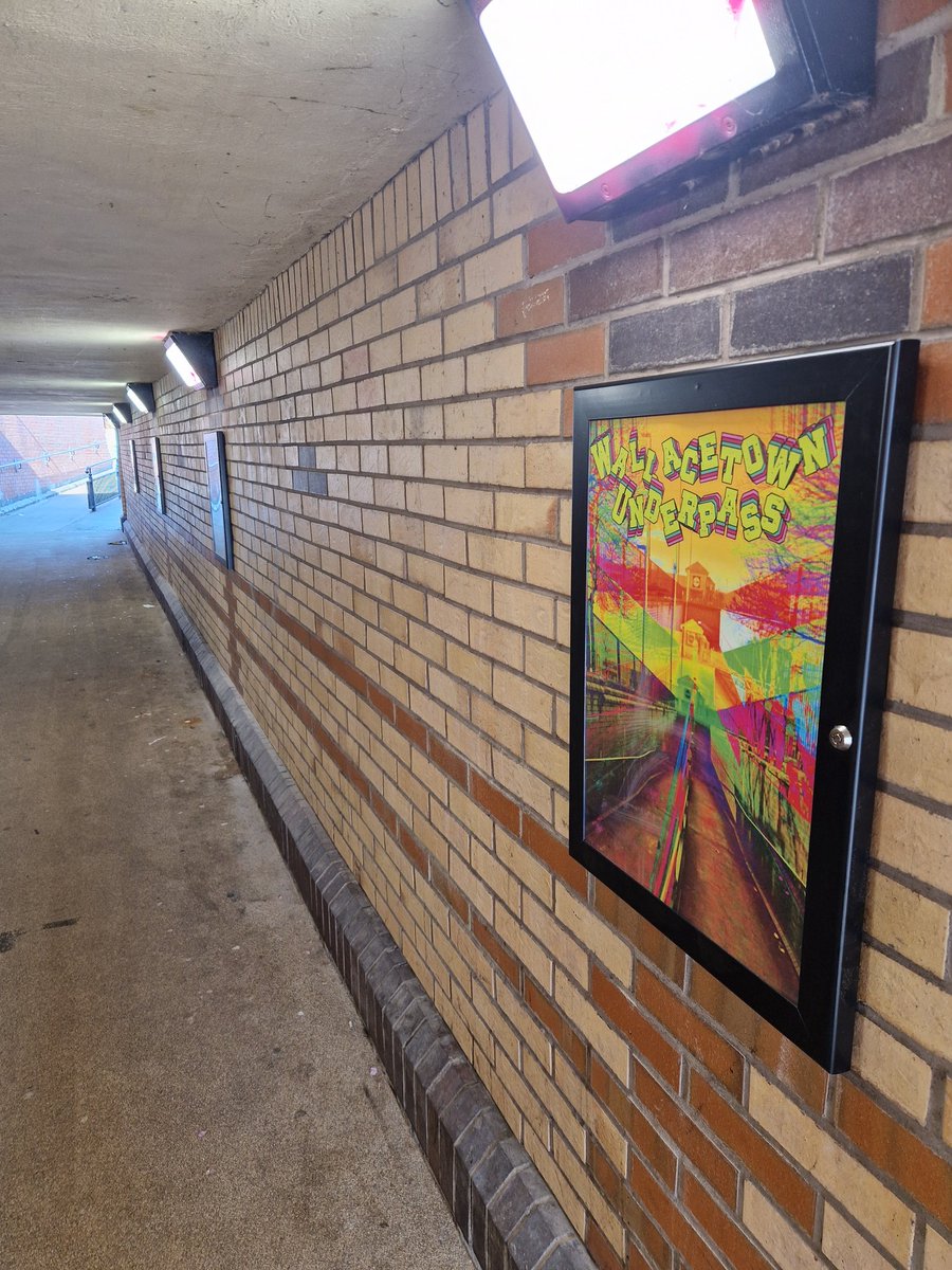 Today our lead artist Bonnie Buchanan officially opened the Wallacetown Urban Art Gallery in the sunshine.   

The community led project has transformed the underpass and provided a platform for schools, groups, and local artists to showcase their awesome talent.