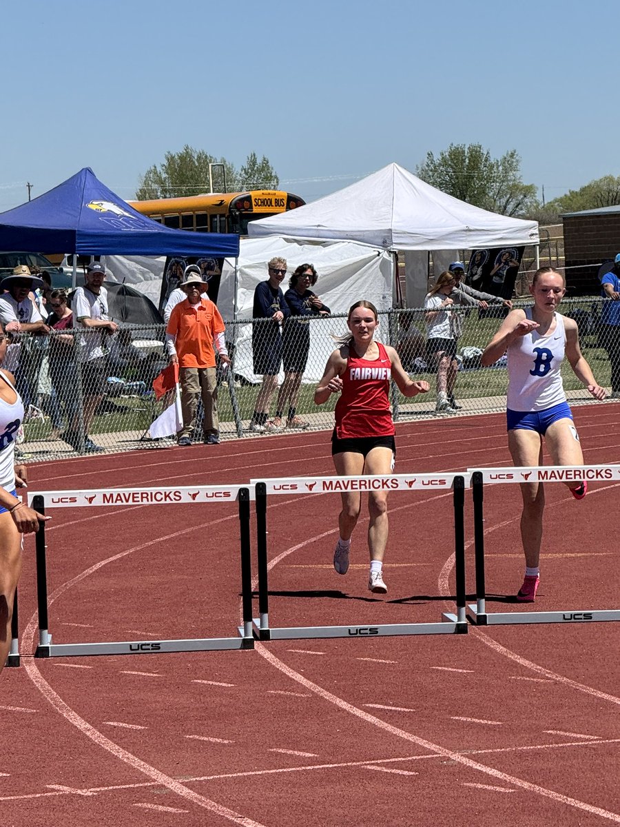 Track at Granite Peak League Meet. Sko Knights!!!