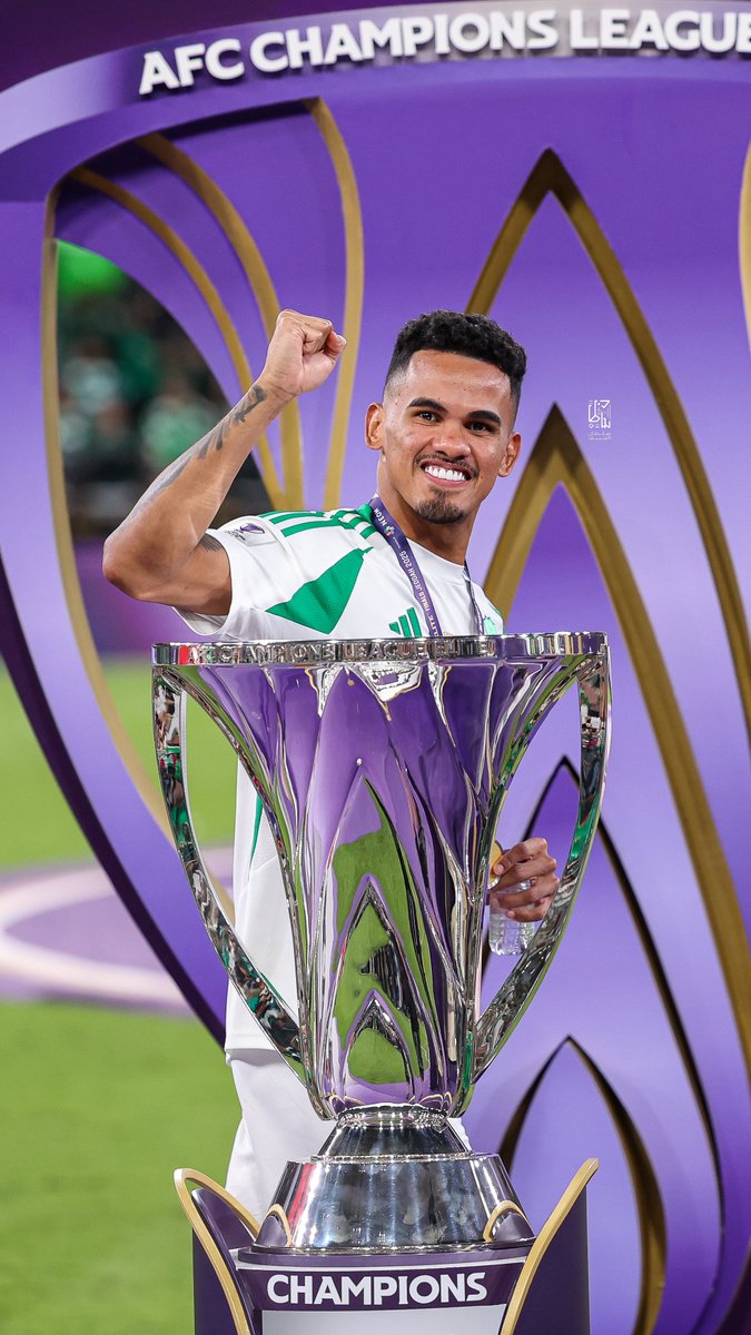 الاهلي السعودي بطل ابطال اسيا النخبة 
في نسختها الاولى 🏆🏆
#الاهلي_كاواساكي
#الاهلي #دوري_أبطال_آسيا_النخبة 
#ملوك_اسيا