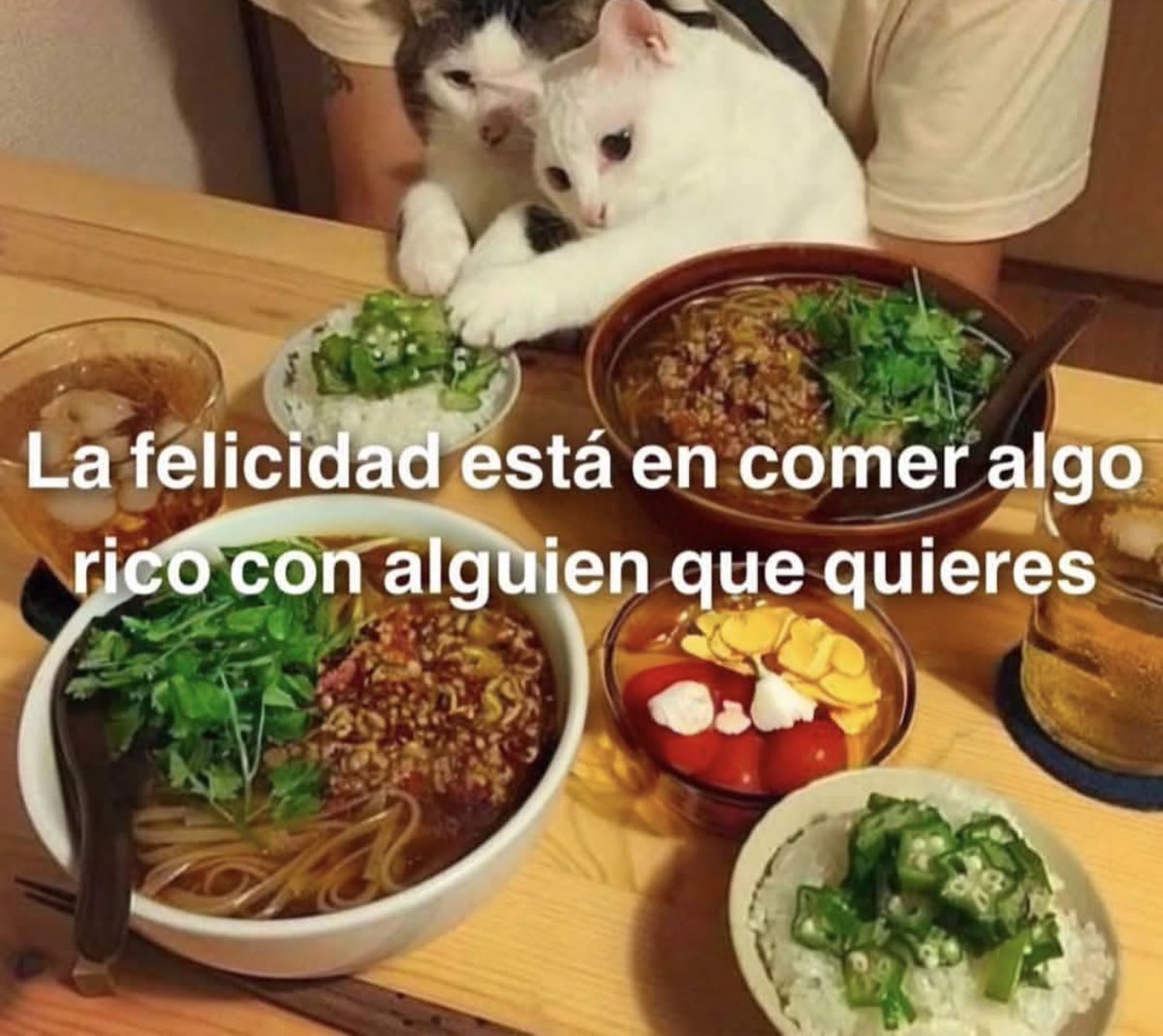 Guarromantico_'s tweet photo. La felicidad. https://t.co/37qenn2viE