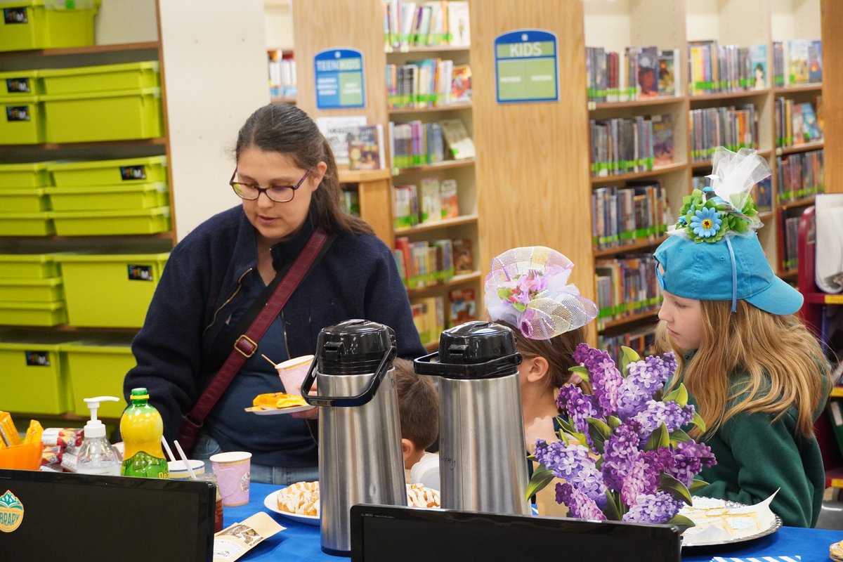 JCLDOregon's tweet image. This morning's Family Storytime: Tea Party was full of magic and delicious sips! Thank you to Black Bird Magical Tea &amp;amp; Tales for the enchanting teas and to all the families who joined us for stories, songs, and smiles.
#teaparty #childrensprogram #jeffersoncountylibrarydistrict