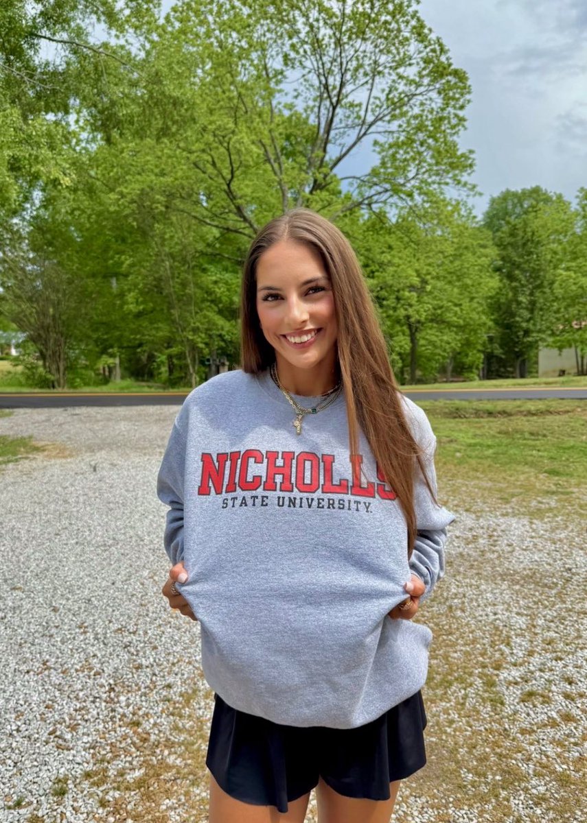 Big Congrats to sophomore forward, Sammi Doyle on her commitment to Nicholls State University!!

Nicholls is a D1 school in Thibodaux, Louisiana that competes in the Southland Conference!

#4YearDogs #Proud