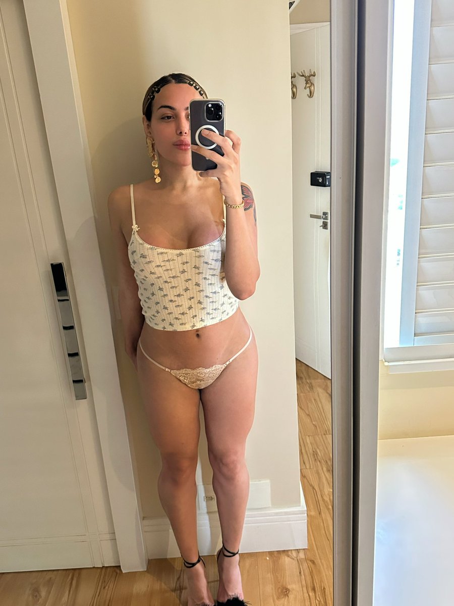 😝