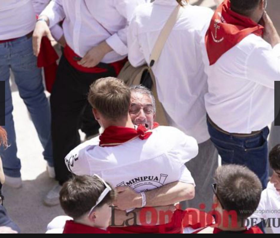 🔻🔻Momentos de nuestra carrera (vía <a href="/diariolaopinion/">La Opinión de Murcia</a> )🔻🔻
#NacimosParaEsto
#CaballosdelVino2025 
#CaballosdelVinoUNESCO
#2deMayo
#patrimonioinmaterialdelahumanidad
#CaravacadelaCruz
#FiestasdeCaravaca
#Minipua