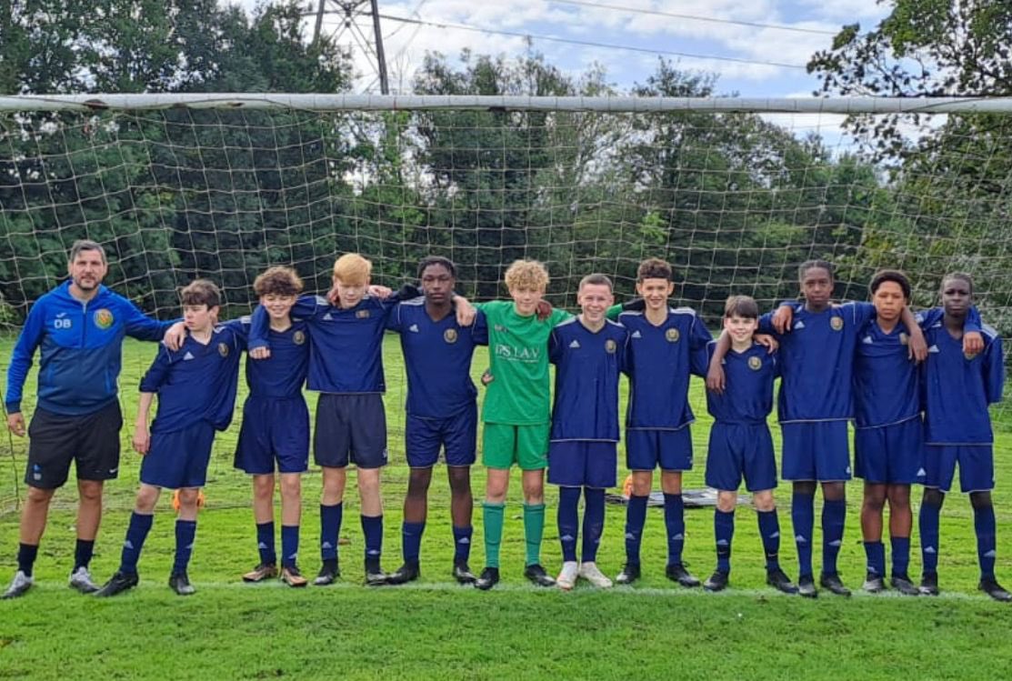⭐ End of an era ⭐ 

From Under 11’s to Under 15’s with a National cup win in the middle. A final goodbye today to an incredible group of players that made history for this wonderful district 

⚽️🐝
