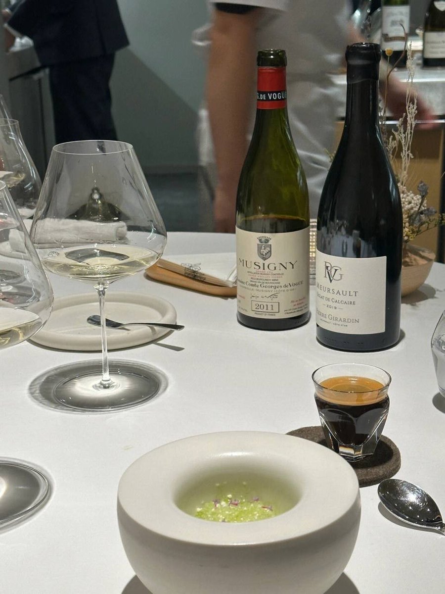 Weekend dinner with good vibes and even better company! 🍷🍽️ Laughing, sharing stories 😂✨, and savoring every bite 😋. Grateful for moments like these with friends 👯‍♂️. Cheers to unforgettable nights and great conversations! 🥂🌙