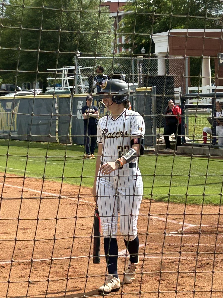 Watching former Wildcat <a href="/erinlackey24/">erin lackey</a> on her Senior Day at Murray State!