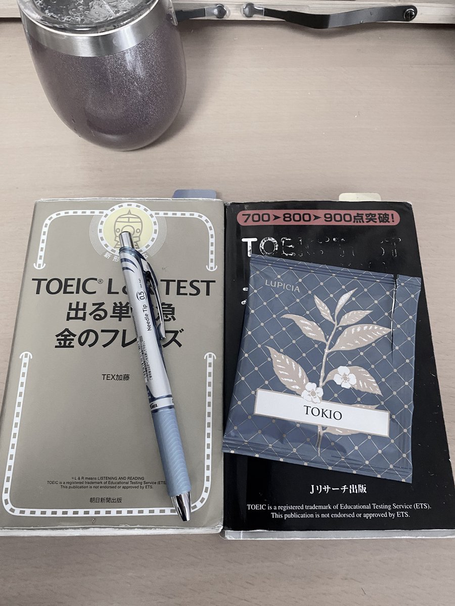 SodaKeik's tweet photo. 朝活をするコツは、起きたらすぐ始める事…。
今日やる事
英単語
ドローイング
部屋の片付け
ジムでピラティス
で、夜は同僚と食事…。
#skstudy https://t.co/13t8dwES7A