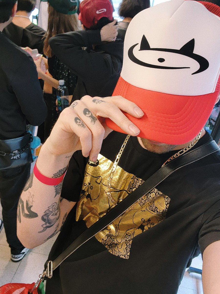 Alta gorraaaa
Edición limitada 
Coming soon 🦊