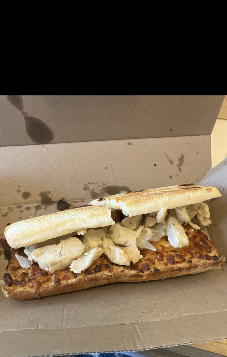 tenactitans's tweet photo. Hey @dominos this is the “buffalo Chicken” sandwich I got. You can’t make this stuff up lol https://t.co/ZvXRScwSxM