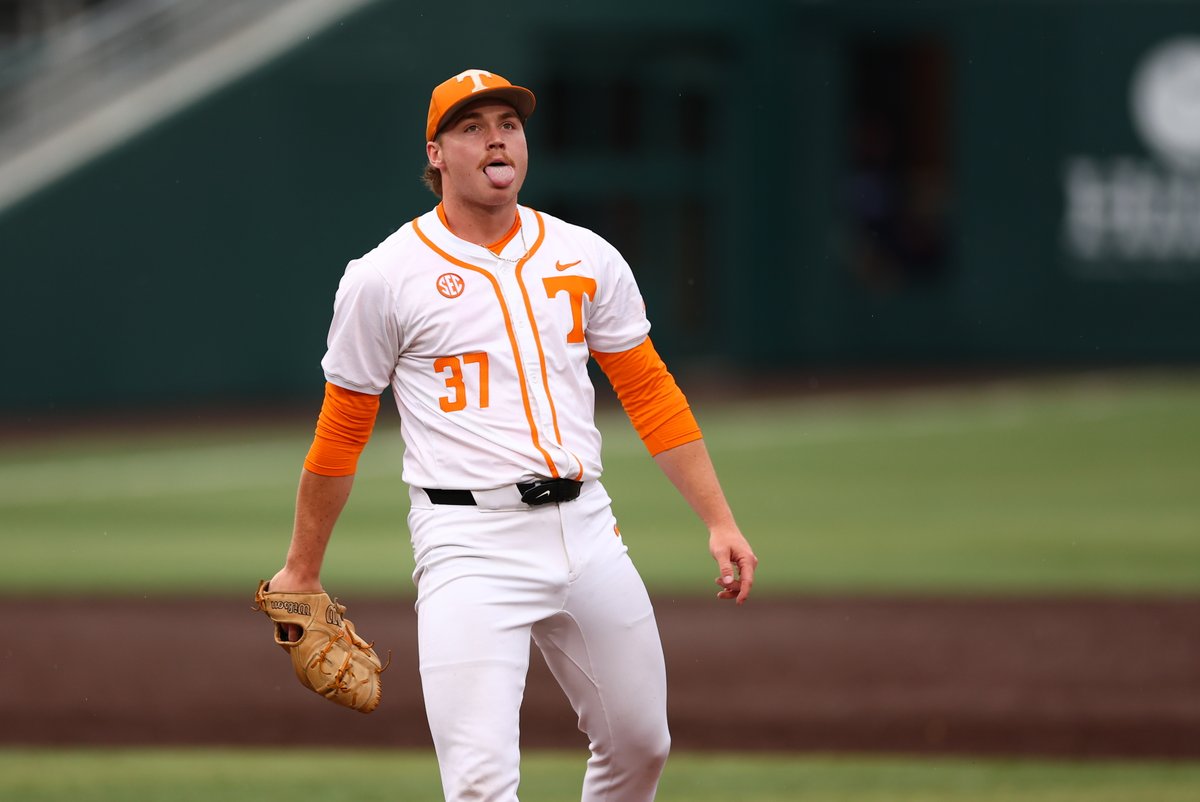 M7 | D. Loy continues to deal! He's retired all eight batter's he's faced.

3-2 Tigers

#GBO // #BeatAuburn