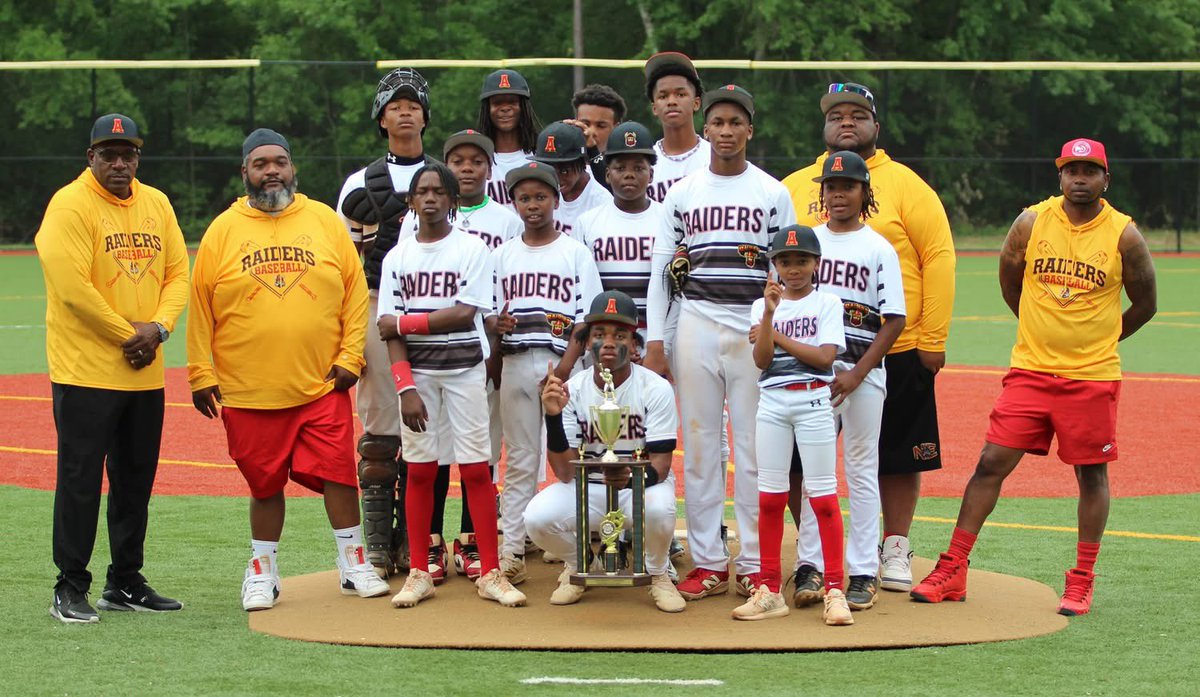 BibbAthletics's tweet image. Congratulations to @ApplingSchool for winning the Middle School Baseball Championship! The Raiders finished a great season with a dominant 8-0 win over runner-up Byron Middle School.