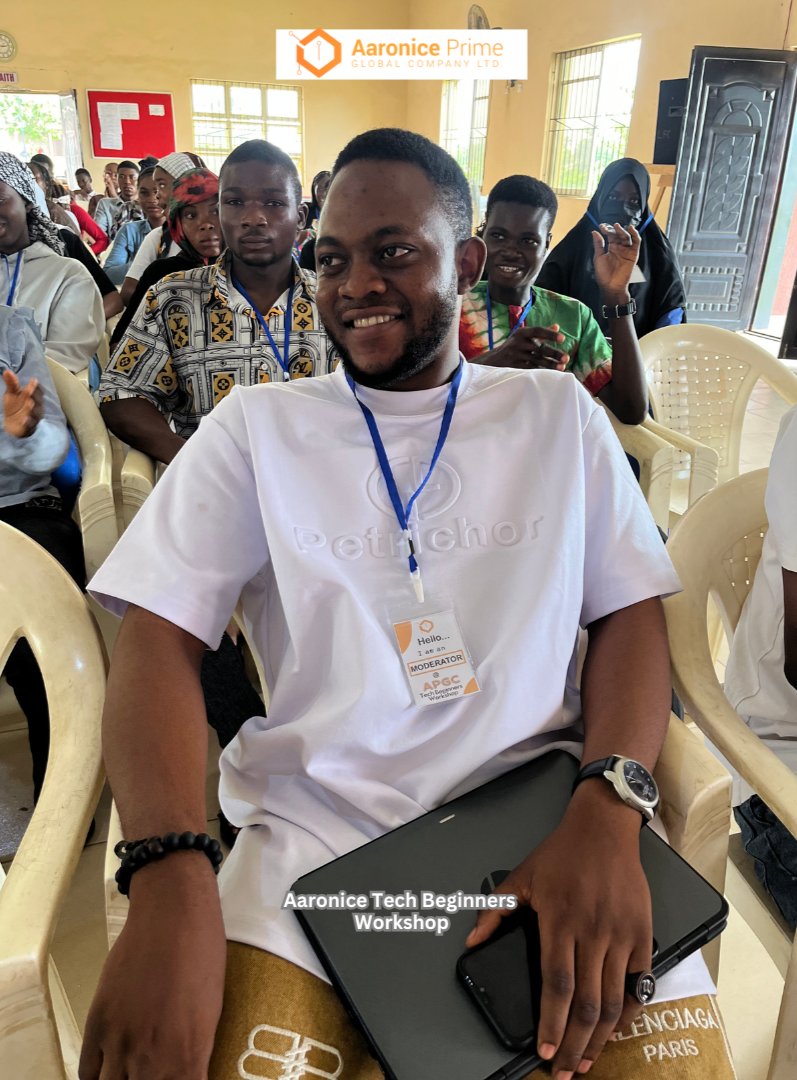 AaronicePGCLtd's tweet image. Stay tuned for upcoming announcements and training opportunities.

#BreakingIntoTech #TechForBeginners #TechCareerSwitch #DigitalSkillsTraining #TechEmpowerment #LearnTech #FutureInTech #AaroniceTechEvent #TechEducation #TechJourneyStartsHere