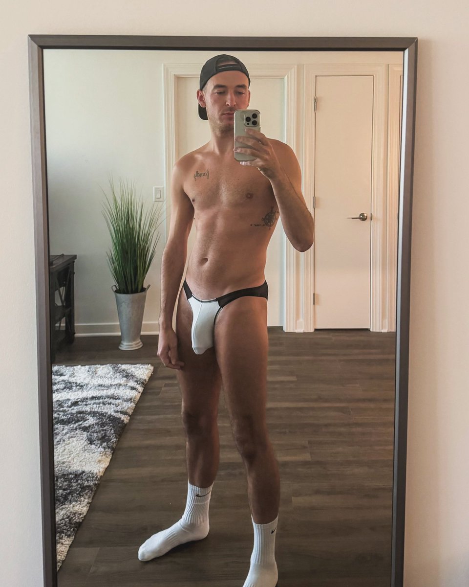 ryan ✨ tweet media