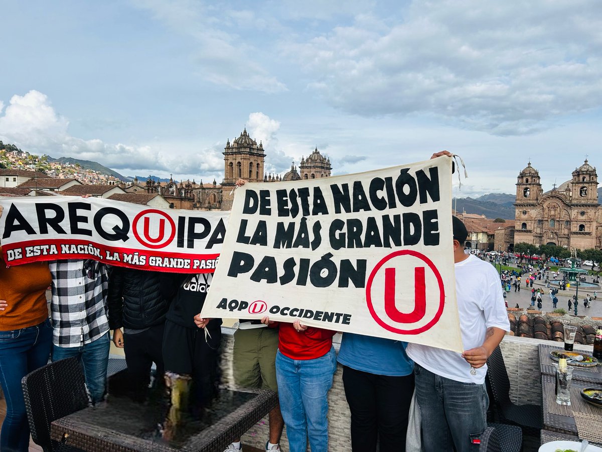 Esta noche a dejar la garganta, Universitario de nuestra vida, todos juntos por los 3 puntos!

¡Vamos cremas! 💛❤️

#YdaleU #GarraCrema #ArequipaEsCrema