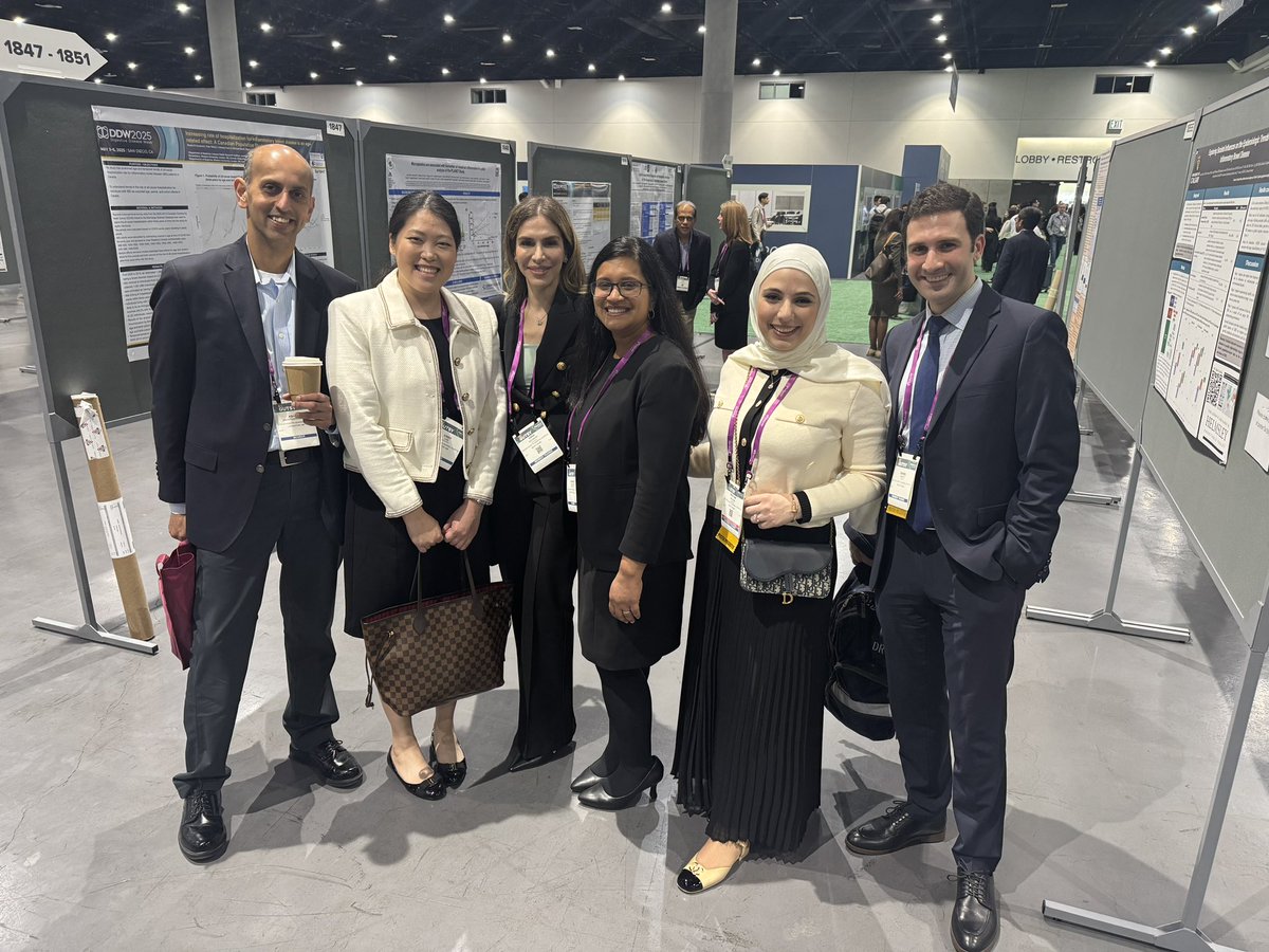 Maryam Ibrahim (@maryamk_ibrahim) on Twitter photo Proud to be at #DDW2025 with this powerhouse MGH IBD crew! <a href="/SGhoneimGI/">Sara Ghoneim, MD</a> <a href="/AshwinMDIBD/">Ashwin,M.D</a> <a href="/DanielSikavi/">Daniel Sikavi</a> <a href="/bkocharmd/">Bharati Kochar</a> <a href="/CindyLawMD/">Cindy Law</a> <a href="/MGH_GI/">MGH Division of Gastroenterology</a> <a href="/DDWMeeting/">Digestive Disease Week</a> Proud to be at #DDW2025 with this powerhouse MGH IBD crew! <a href="/SGhoneimGI/">Sara Ghoneim, MD</a> <a href="/AshwinMDIBD/">Ashwin,M.D</a> <a href="/DanielSikavi/">Daniel Sikavi</a> <a href="/bkocharmd/">Bharati Kochar</a> <a href="/CindyLawMD/">Cindy Law</a> <a href="/MGH_GI/">MGH Division of Gastroenterology</a> <a href="/DDWMeeting/">Digestive Disease Week</a>