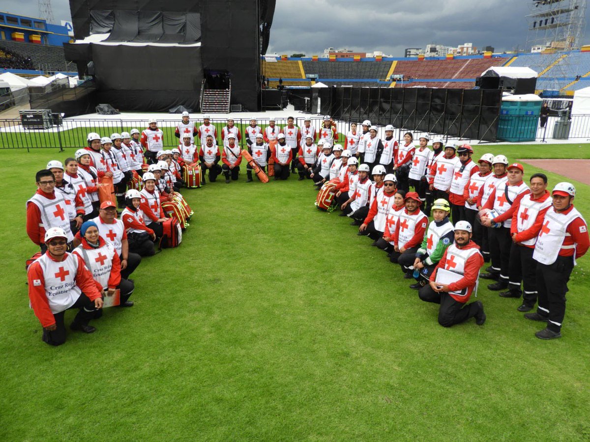 CruzPichincha's tweet image. Nuestros equipos de respuesta ⛑️ están listos para atender cualquier emergencia médica 🚨 en el estadio Olímpico Atahualpa 🏟️ , en el gran evento de #MastersOfRock 🎶🎸.