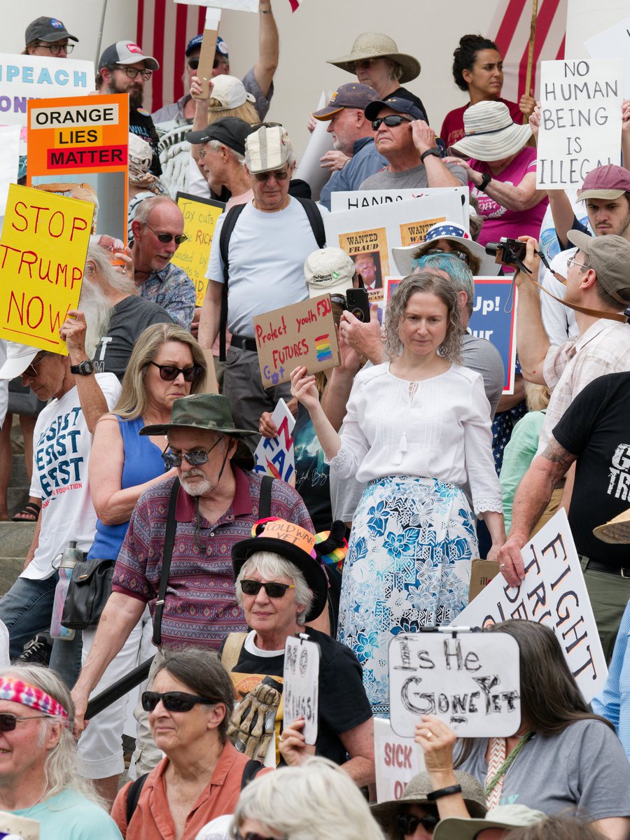 Great turnout for May Day in Tallahassee.

Education is a Public Good!

<a href="/UnitedFacultyFL/">United Faculty of Florida</a> <a href="/IndivisibleTeam/">Indivisible Guide ❌👑</a> <a href="/FLAFLCIO/">Florida AFL-CIO</a>