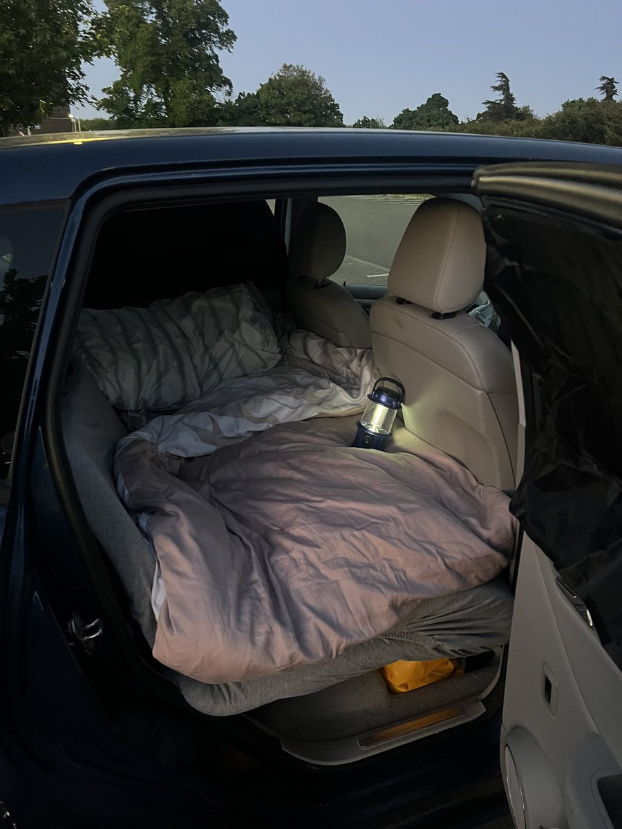 MsLouiseGlover's tweet photo. Car camping for the foreseeable future- price hikes on everything is going to make being homeless living out of a car normal #homeless #CostOfLivingCrisis #roughsleeping #livinginacar https://t.co/bgoe96SfYm