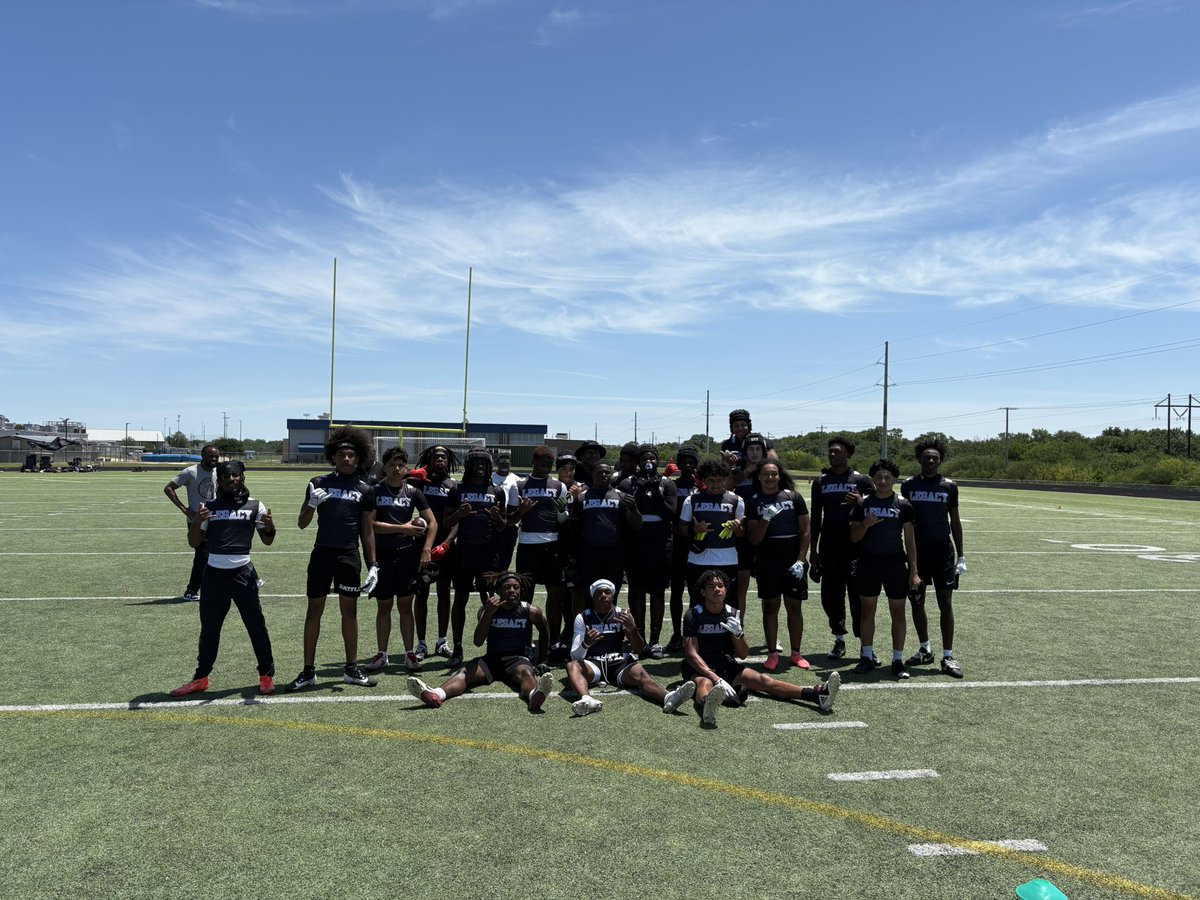 Congratulations to #7MichealBishop Legacy School of Sports Science 7on7 team for being the champion in 7th Annual Savage Solider 7on7 Tournament!