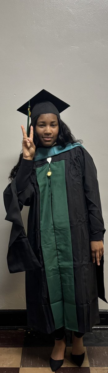 PreRatliff's tweet image. Legacy Starts Here: First-Gen with a Master
This one’s for you, Grandma—I made it. I see you smiling down on me, and I feel your presence in every step I take. Through every late night, every obstacle, and every moment of doubt, your love gave me strength. #GraduationDay