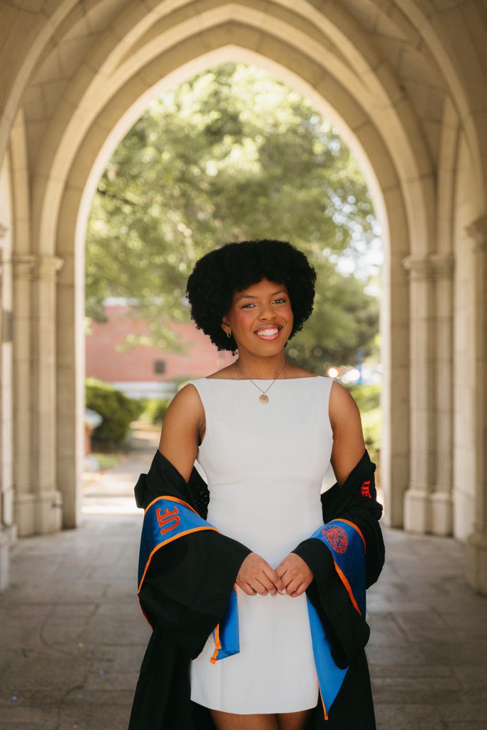 nikititi's tweet photo. #UFGrad https://t.co/UlrZAoZAy9