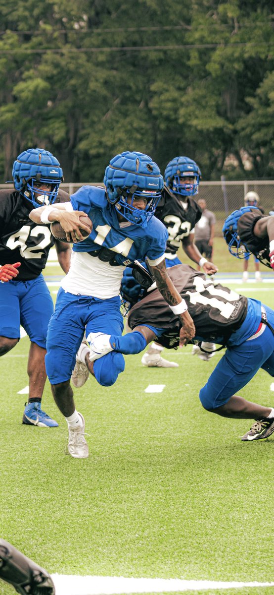 itsLJM6's tweet image. 1st spring scrimmage at the G! I’m an athlete I can do it all. @harrison2121 @CoachHolston @ApgCougarsFB @PrepRedzoneFL