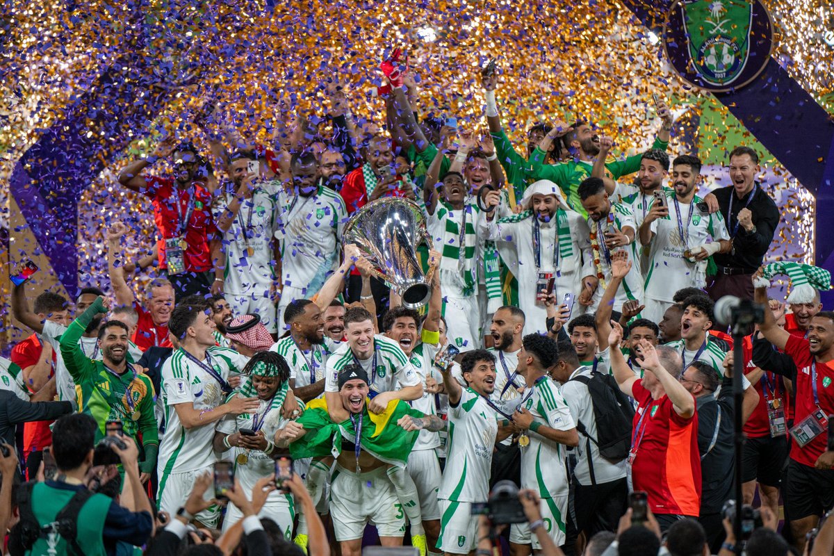 ليلة عظيمة لاتُنسى 💚✨

مبروك للأهلي ومبروك للوطن هذا اللقب القاري.

#الأهلي_كاواساكي | #دوري_أبطال_آسيا_للنخبة