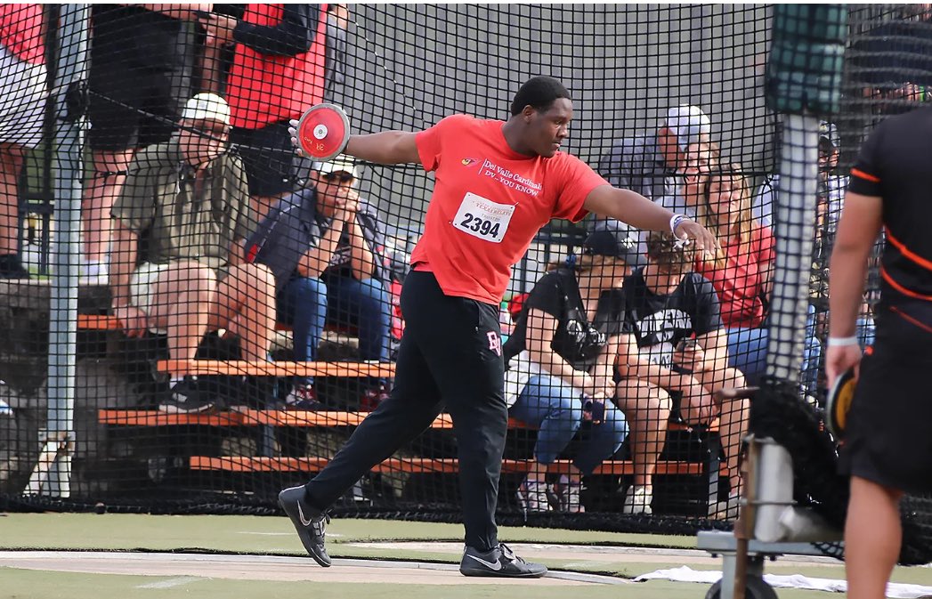THANK YOU to everyone who supported me during my High School sports journey. I’m very blessed and thankful to have the opportunity to go out to state and compete my senior year. 
AGTG 🙌💪🏾DVYK