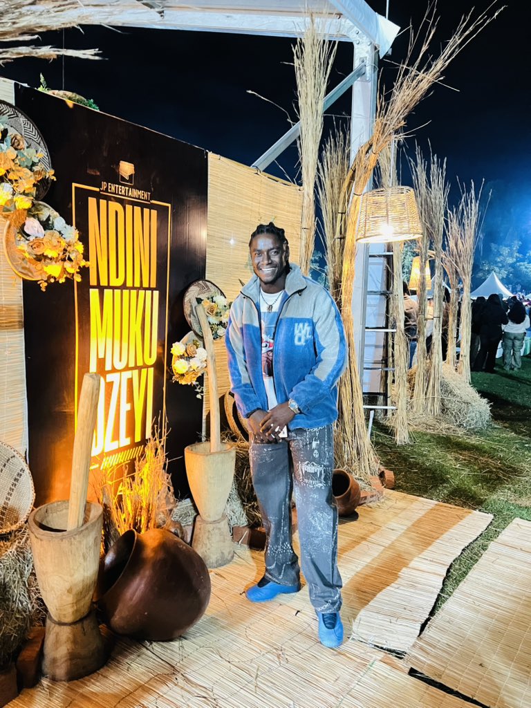 The only Goat of Zim music has dropped 😭🙌🔥Now ndombotora off for this month ndimboterera Ndini Mukudzei😭🙌🔥