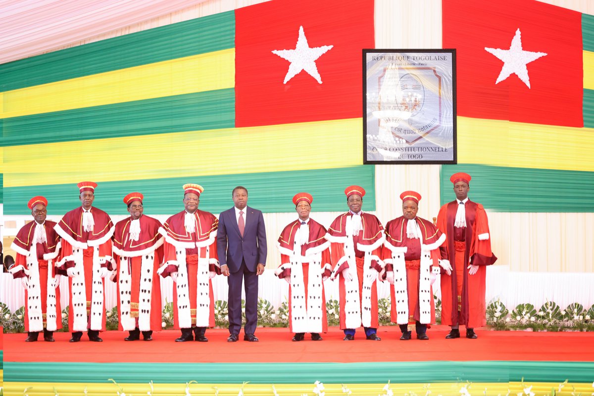En ce jour solennel, notre pays ouvre une nouvelle page de son histoire avec mon investiture devant la Cour constitutionnelle en qualité de Président du Conseil, conformément aux dispositions de l’article 47 de la Constitution du 6 mai 2024.