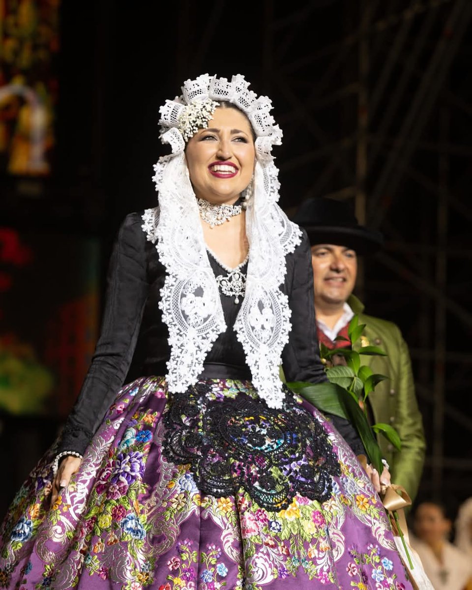 Adriana Vico Melgar de la Foguera Diputación - Renfe ha sido elegida esta noche como Bellesa del Foc de Alicante para 2025