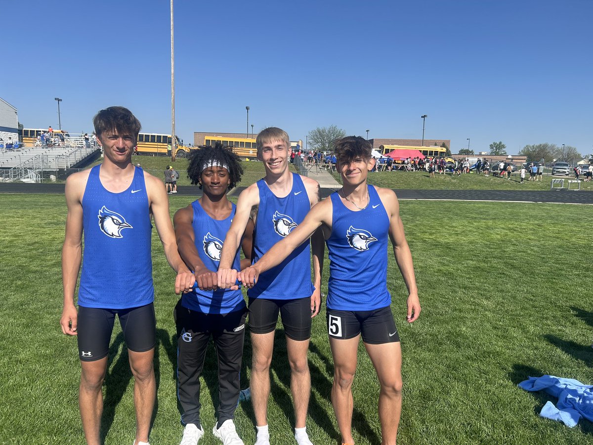 🚨🚨🚨SCHOOL RECORD ALERT!! Our boys 4x4 (Logan Fangmeyer, Thomas Spears, Cooper Maack, Liam Jensen) break the record with a time of 3:29.04