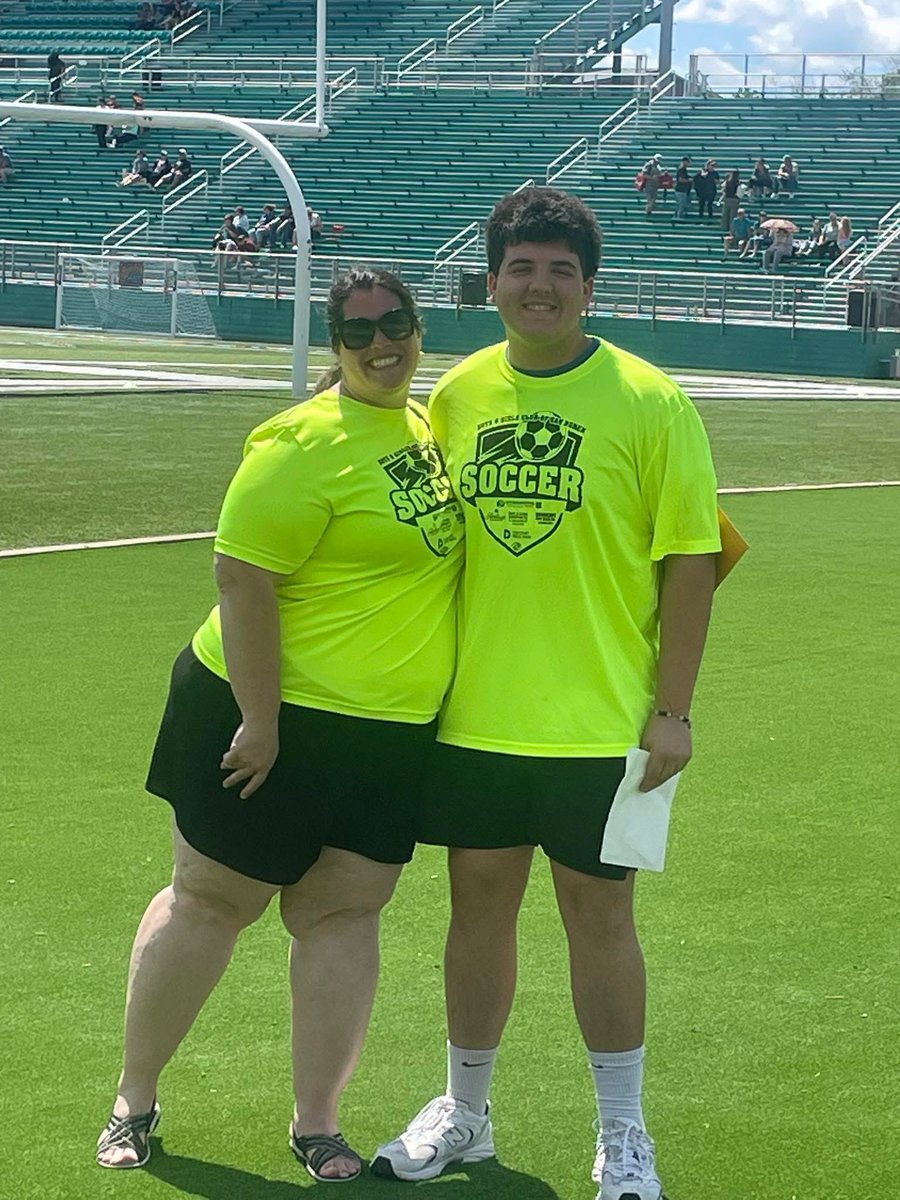 ReaganHolmes52's tweet image. Earning some community services hours volunteer coaching soccer for our local boys and girls club.