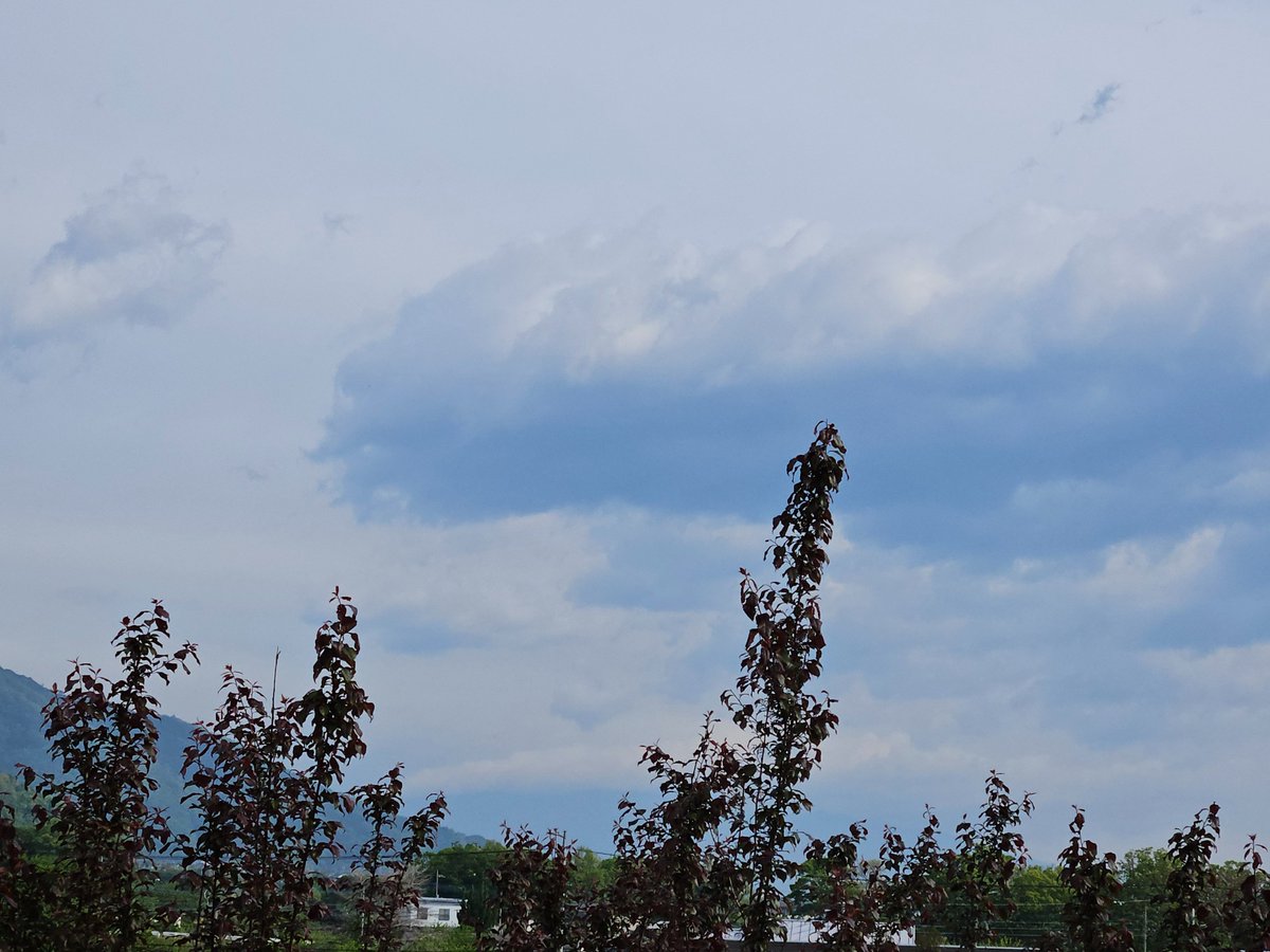 南アルプス市
朝の八ヶ岳は……

一日中、晴れ
最高気温27度予報

ドジャース対ブレーブス
佐々木朗希先発❗
大谷翔平の援護弾期待‼️🙂

オリオールズ対ロイヤルズ
菅野智之先発❗

カブス対ブリュワーズ
鈴木誠也が絶好調❗

3試合同時開始8時15分
テレビ、タブレット、スマホで
同時視聴楽しみ‼️🙂