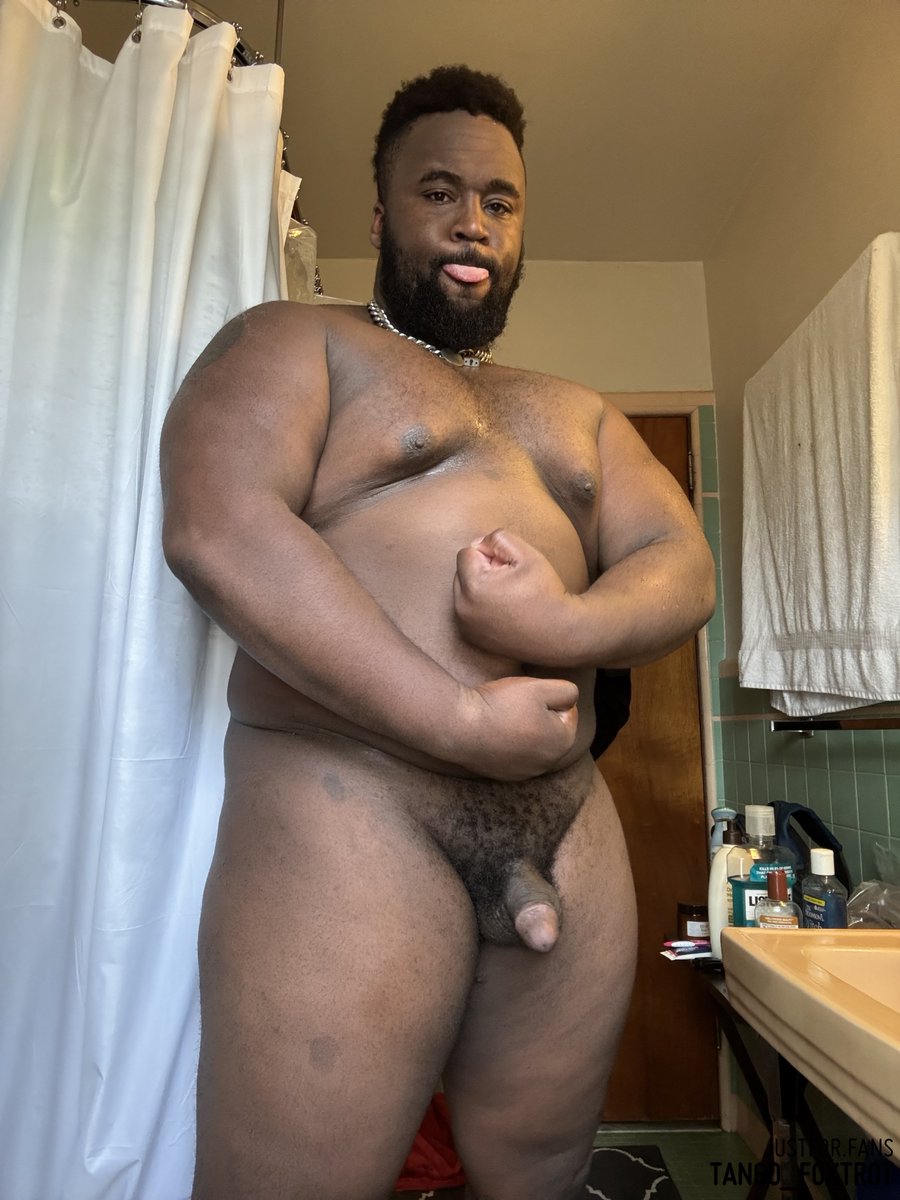 Hey everyone, lots of new faces here on the justforpups! I appreciate all the support this week!I’m heading down...

See this and more at:
justfor.fans/Tango_foxtr0t?…