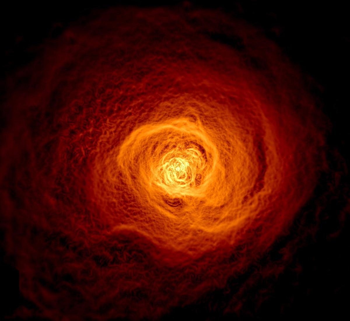 FifthPlanetNet's tweet image. Data from NASA&apos;s Chandra X-ray Observatory, combined with radio observations and simulations, revealed a colossal wave of hot gas in the Perseus galaxy cluster, twice the size of the Milky Way and formed billions of years ago following a close encounter with a smaller cluster.…