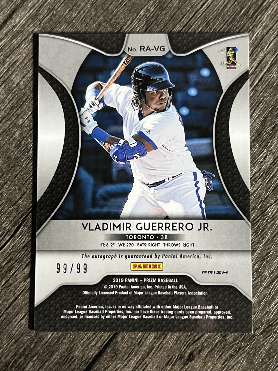 Vlad Jr. Rookie Black Friday Auto /6 - $85 Shipped

Vlad Jr. Prizm Rookie Zebra Auto /99 - $75 Shipped

Both $140 Shipped